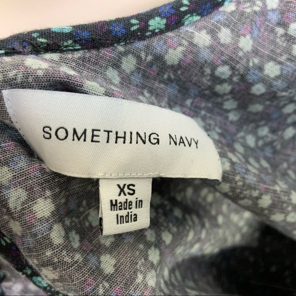 Something Navy Womans Floral Kira Top XS Blue Ruffle Short Sleeve Linen Cotton - Picture 9 of 9